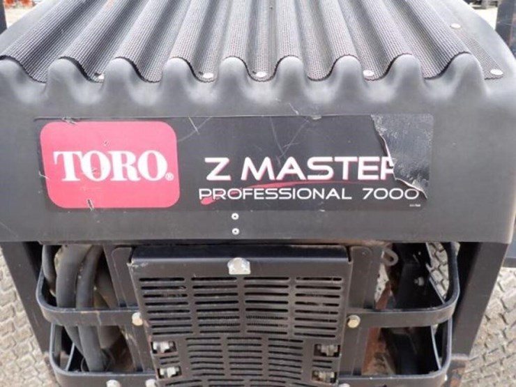 2016-toro-z-master-professional-7000-zero-turn-722-image-23