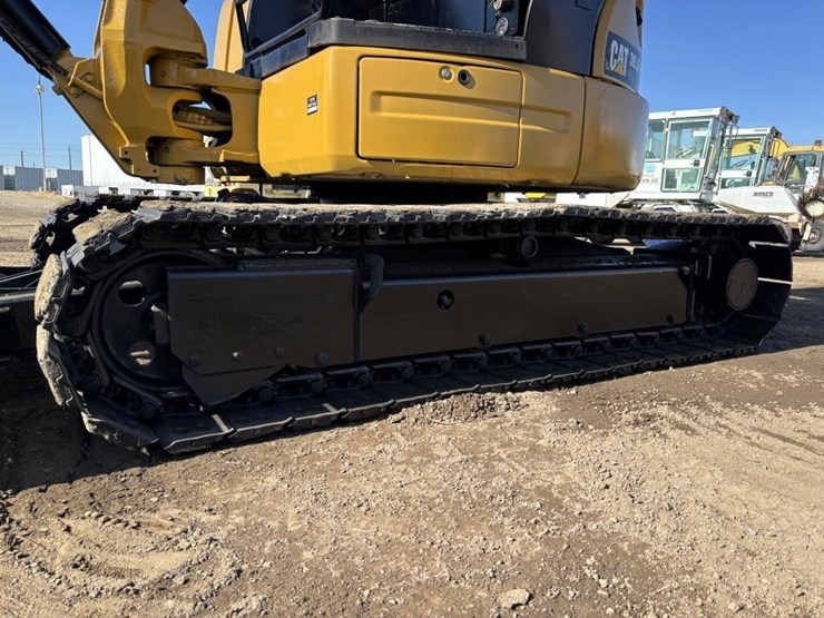 2015-caterpillar-305.5e2-cr-image-19