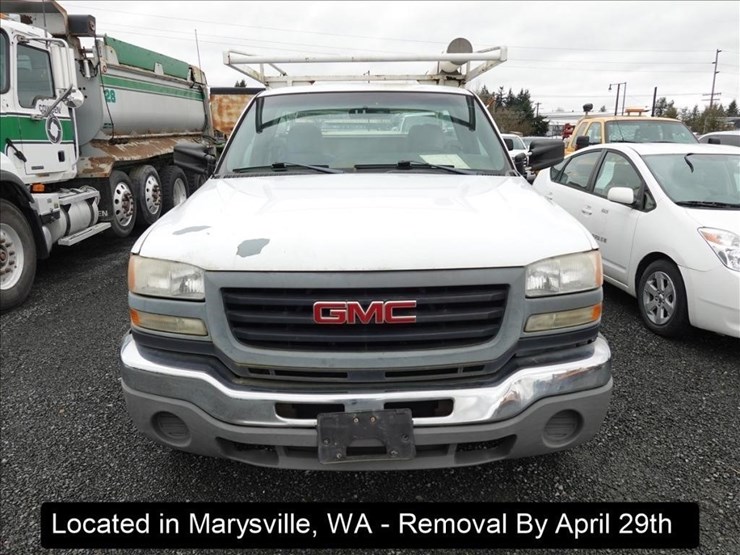 2006-gmc-2500-image-10