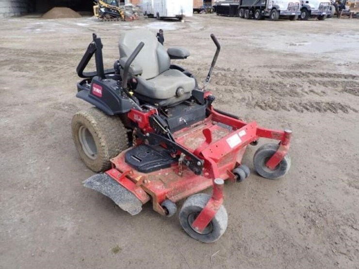2017-toro-z-master-3000-series-zero-turn-mower-749-image-3