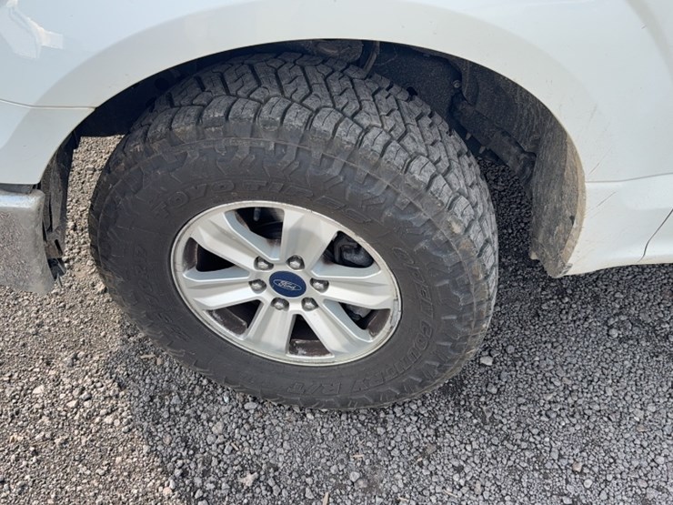 2016-ford-f150-image-13