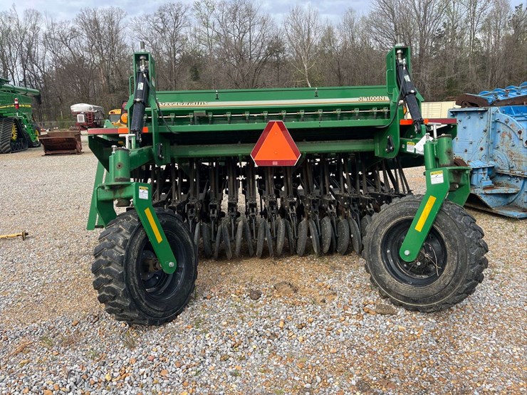 2010-great-plains-3p1006nt-image-4