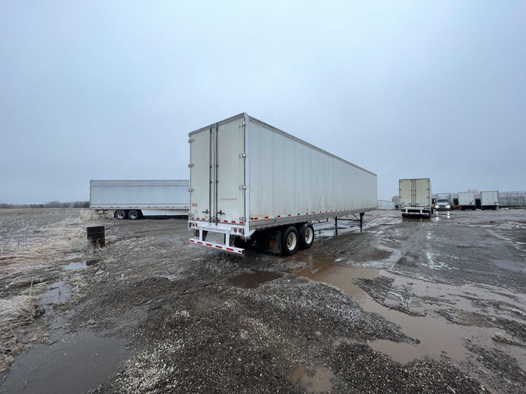 #260-•-2017-stoughton-semi-trailer-(denmark,-wi)-image-5