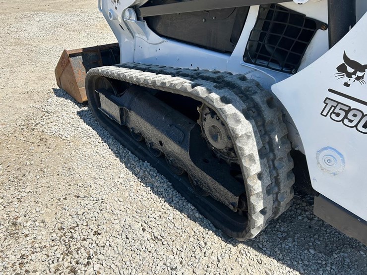 2018-bobcat-t590-image-16