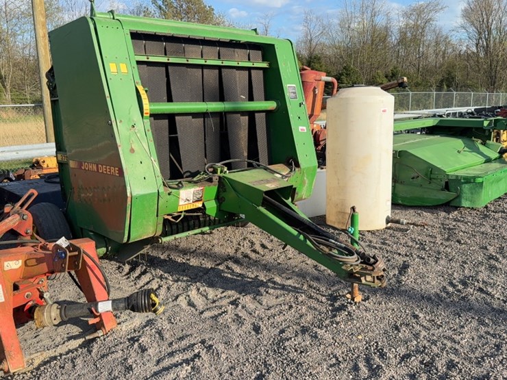 john-deere-375-image-2