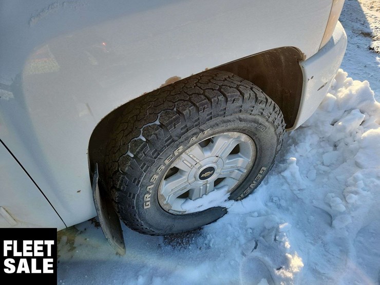 2011-chevrolet-silverado-1500-image-9