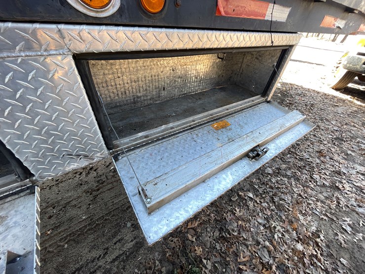 #2504-•-1970-fontaine-hot-asphalt-tanker-trailer-(has-mn-trailer)-(ham-lake,-mn)-image-20