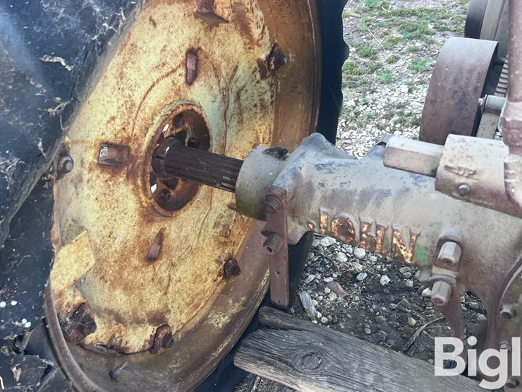 john-deere-a-image-14