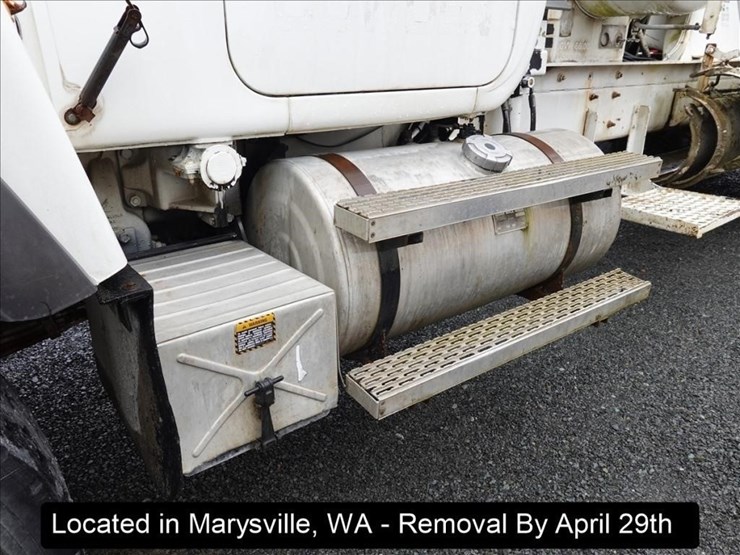 1996-mack-rd690s-image-28