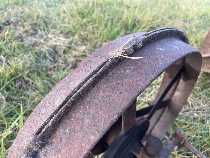 1924-fordson-tractor-image-16