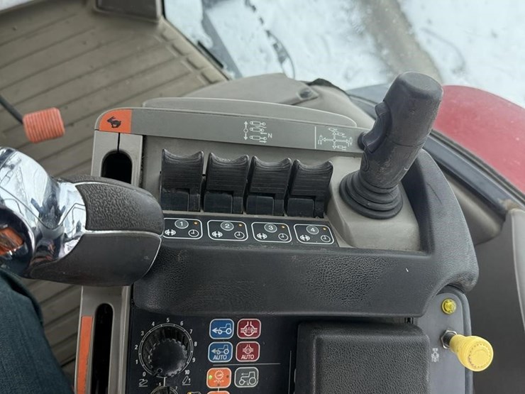 case-ih-puma-170-image-37