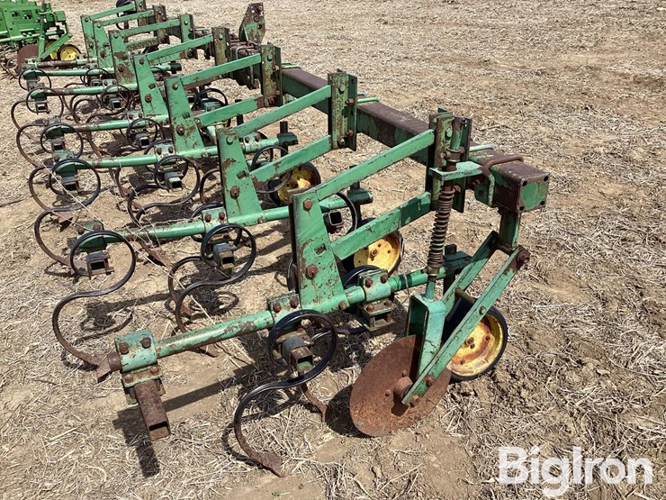 john-deere-6-image-17