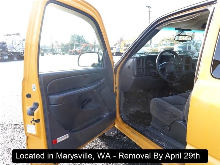 2006-chevrolet-1500-image-3