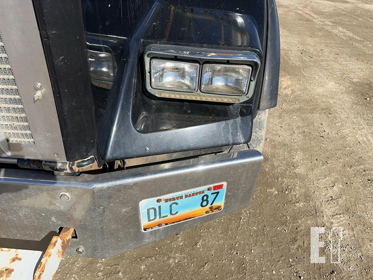 2005-kenworth-t800-image-26