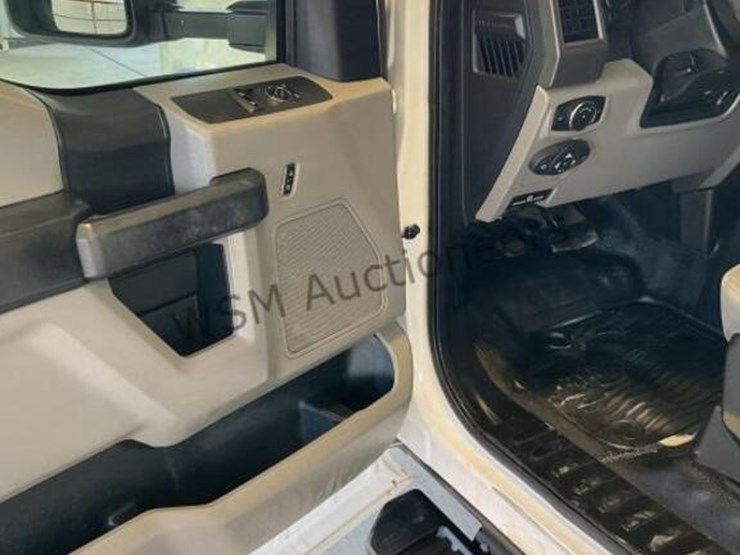 2017-ford-f450-image-28