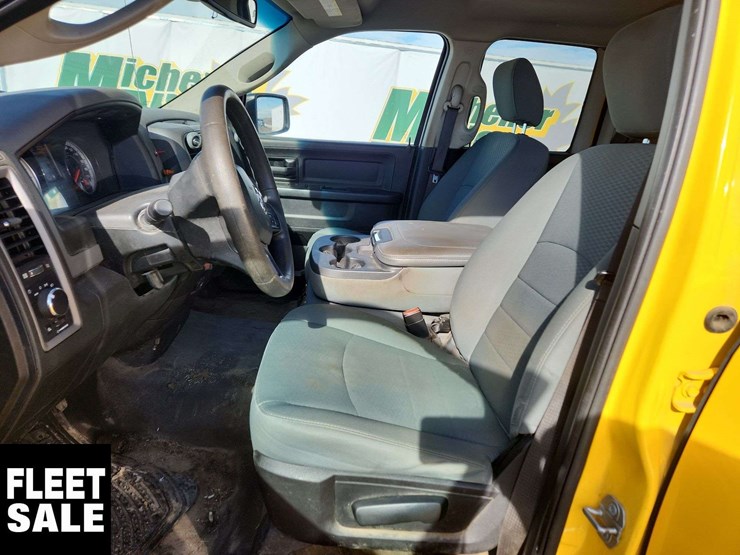 2019-ram-1500-classic-image-14