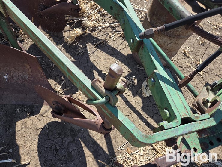 john-deere-plow-image-18