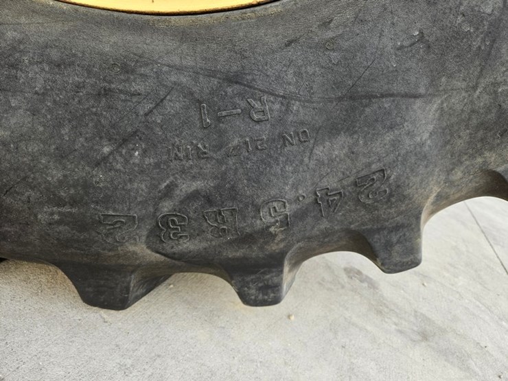 1974-john-deere-7520-image-52