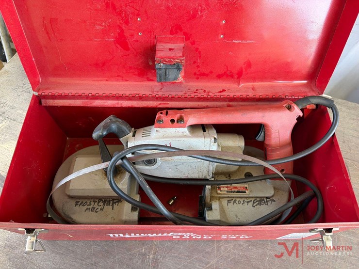 milwawkee-heavy--duty-band-saw-image-2