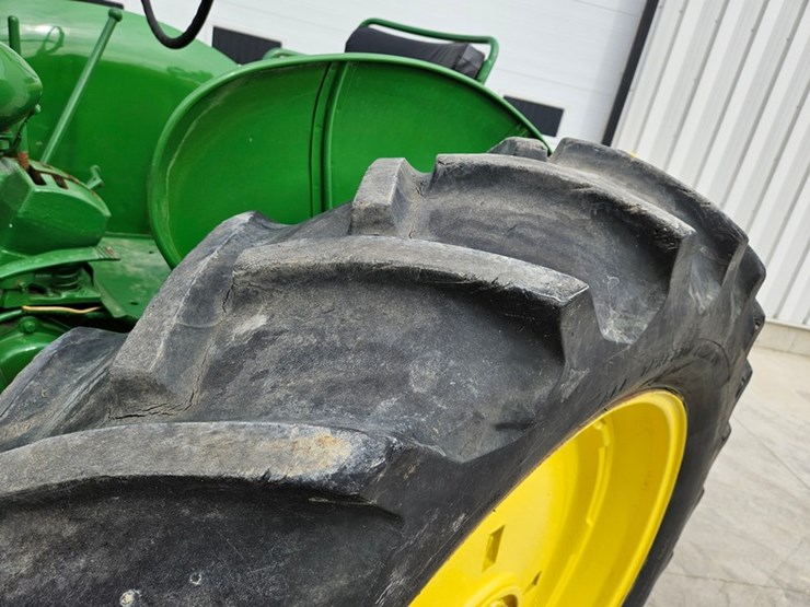 1950-john-deere-model-a-image-36