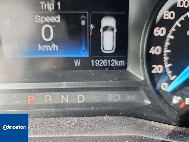 2018-ford-explorer-image-25