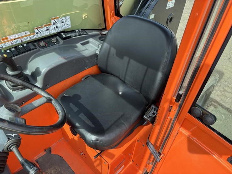 2017-jlg-g5-18a-image-22