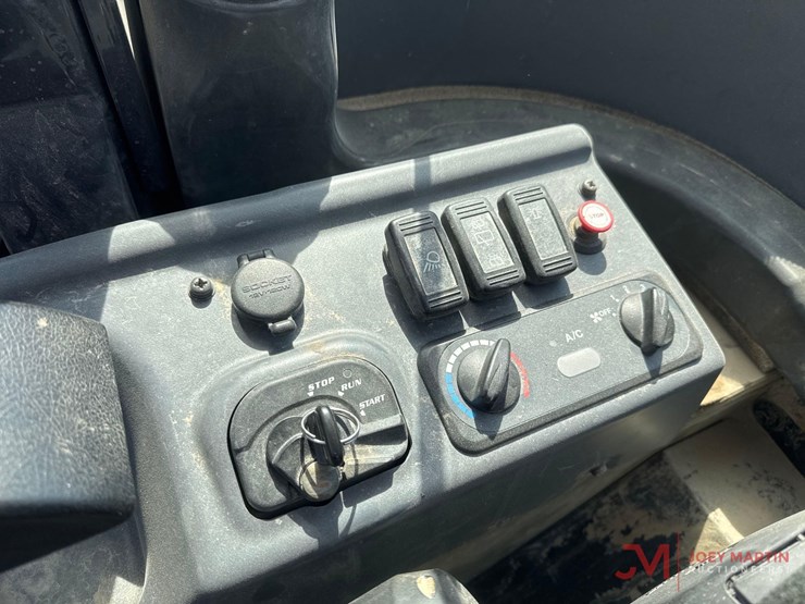 kubota-r630-image-18