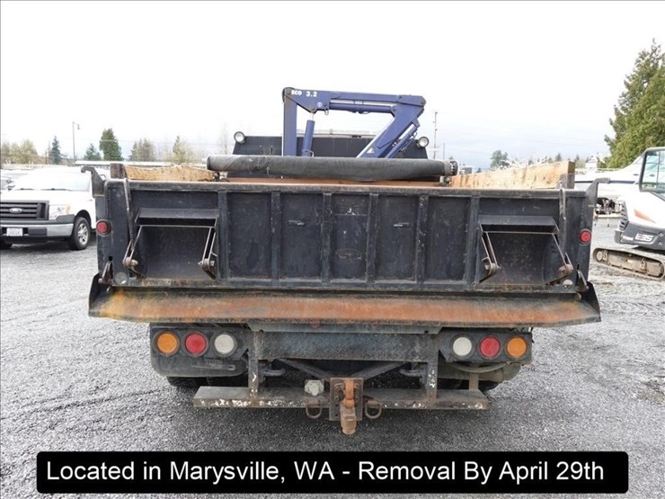 2011-ford-f550-image-36