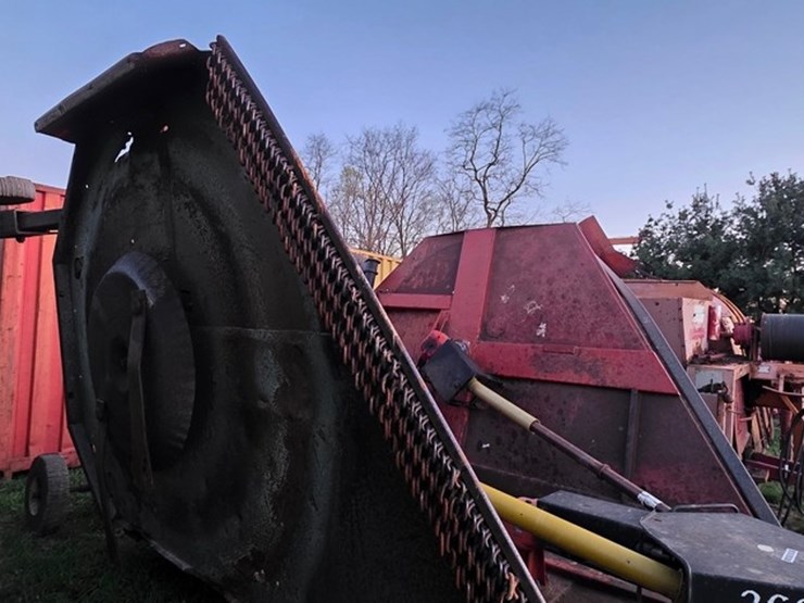 bush-hog-2620-image-7