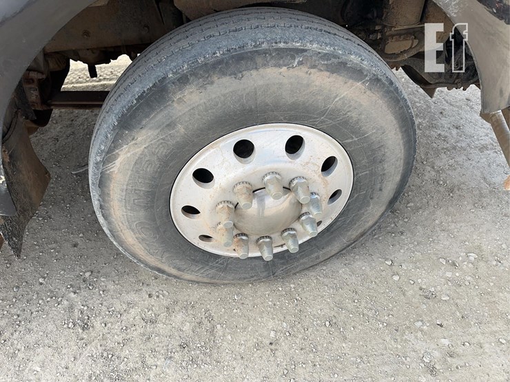 2005-kenworth-t800-image-34