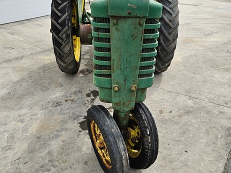 john-deere-model-b-image-15
