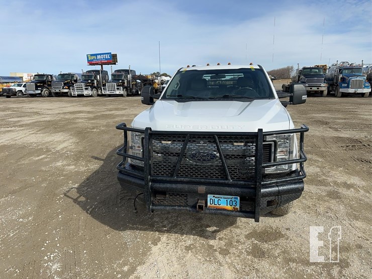 2019-ford-f350-image-2