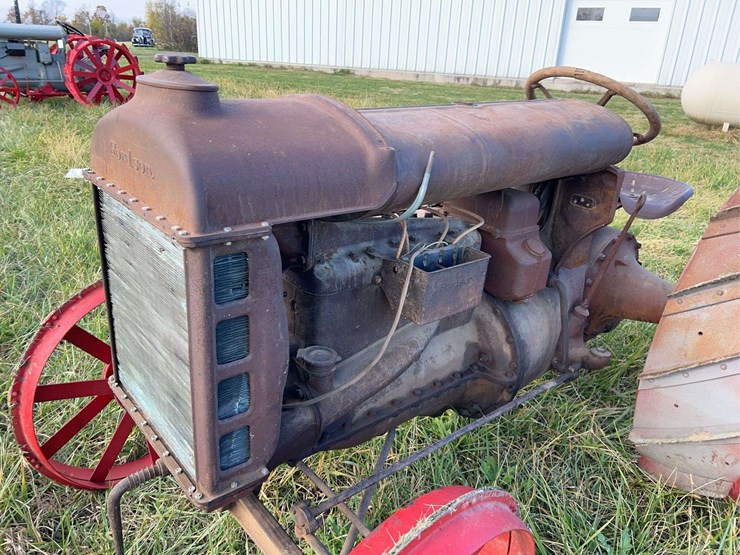 1920-fordson-tractor-image-13