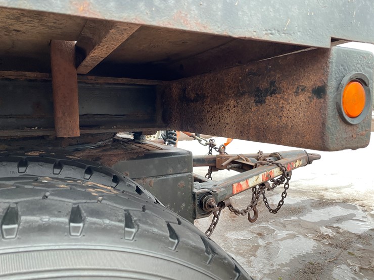 #290-•-2005-great-lakes-(3)-axle-pup-trailer-(has-mi-title)-(marenisco,-mi)-image-25