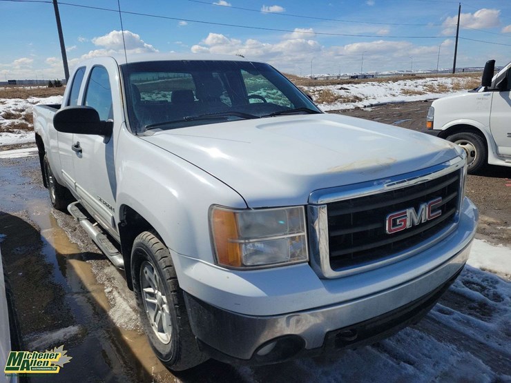 2007-gmc-sierra-1500-image-4