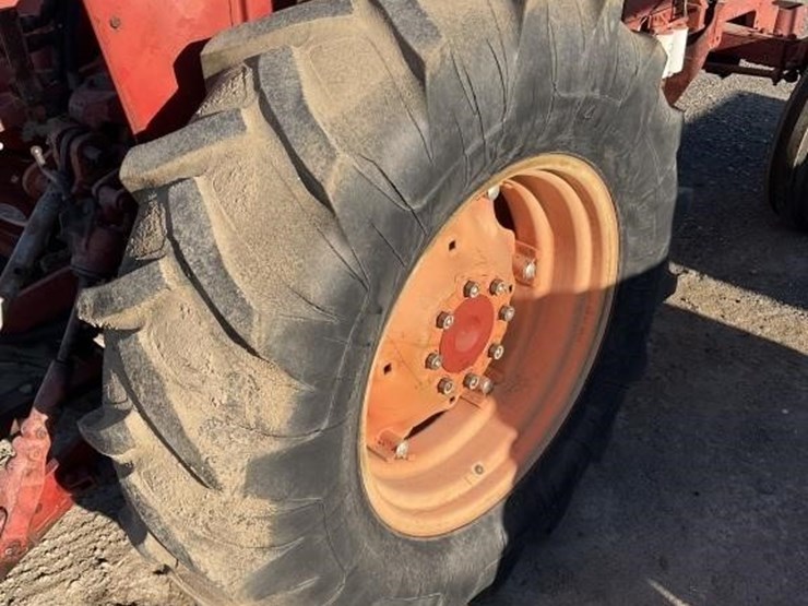 case-ih-585-image-12