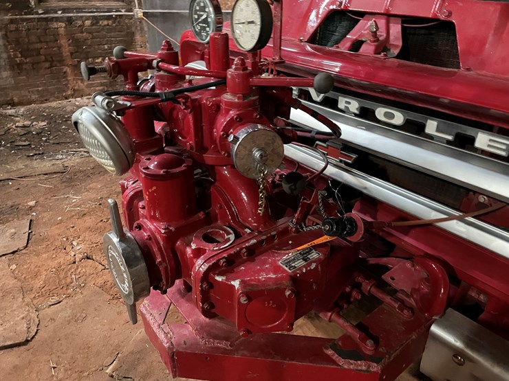 #210-•-1964-chevy-80-(howe)-fire-truck-(no-brakes)-(no-title)-(wakefield,-mi)-image-47