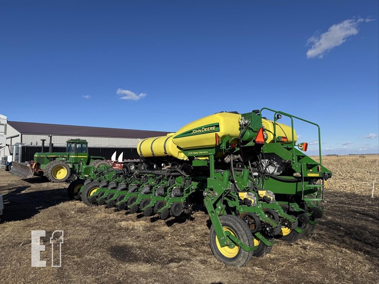 john-deere-1770-image-2