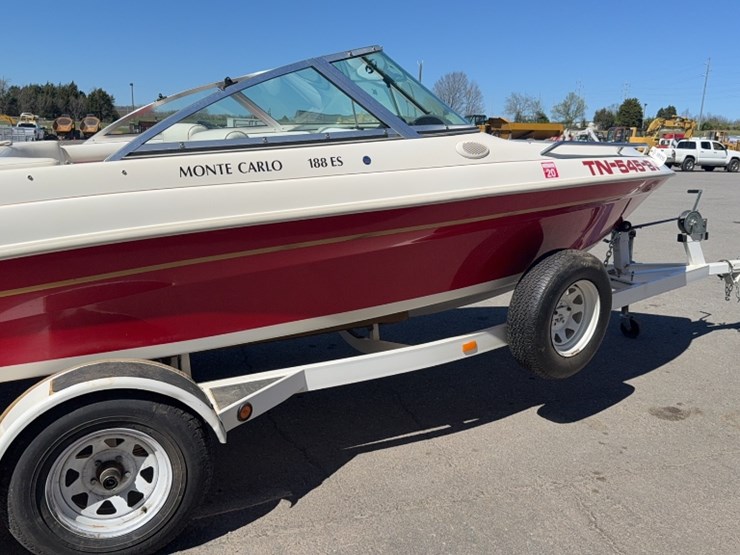 #4006-•-cobia-monte-carlo-188es-19'-runabout-boat-image-5