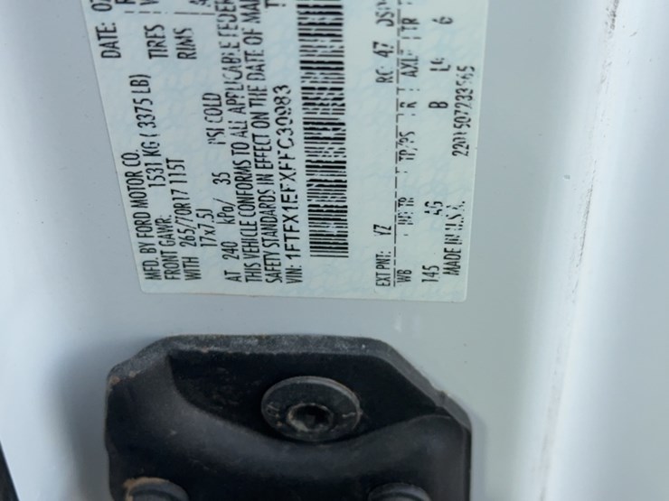 2015-ford-f150-image-17