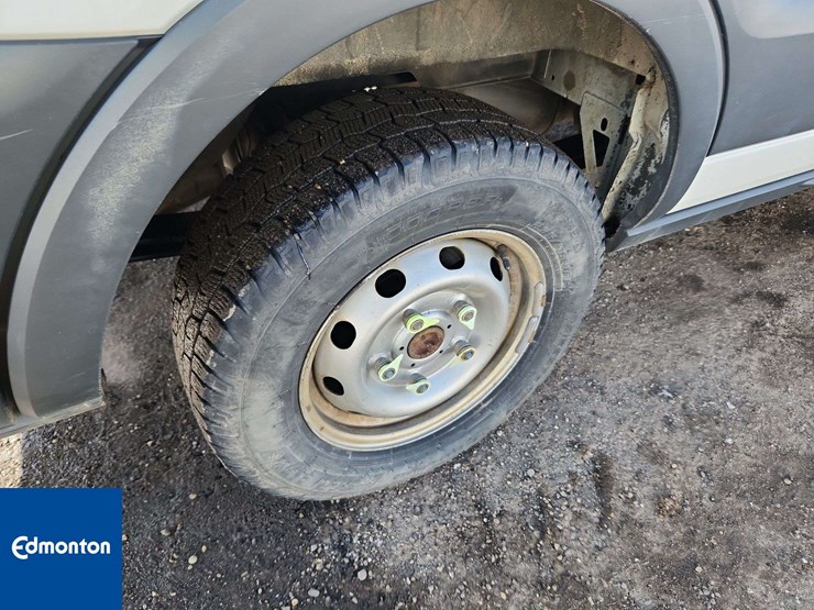 2018-ford-transit-image-12