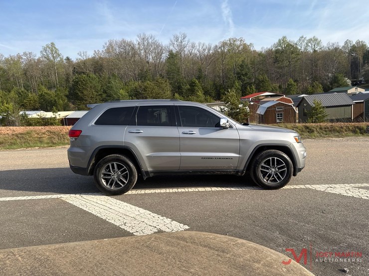 2018-jeep-grand-cherokee-image-3