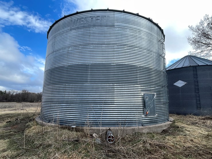 #100-•-westeel-rosco-grain-bin-(scandia,-mn)-image-2