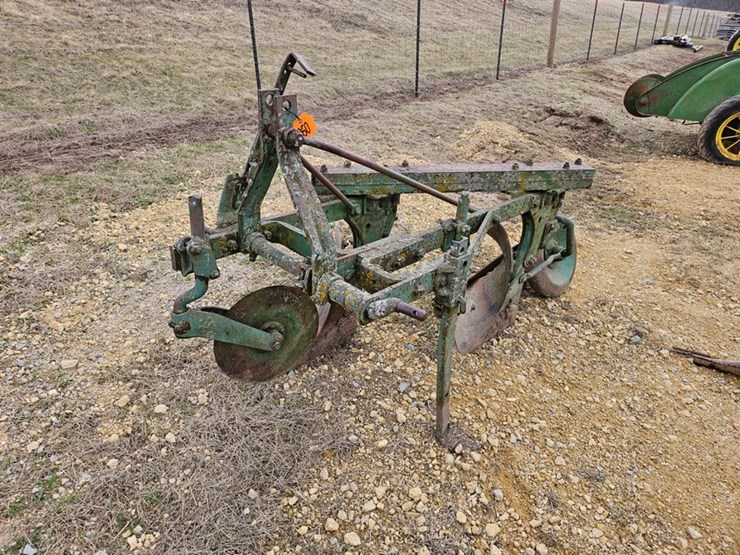 john-deere-2-image-1