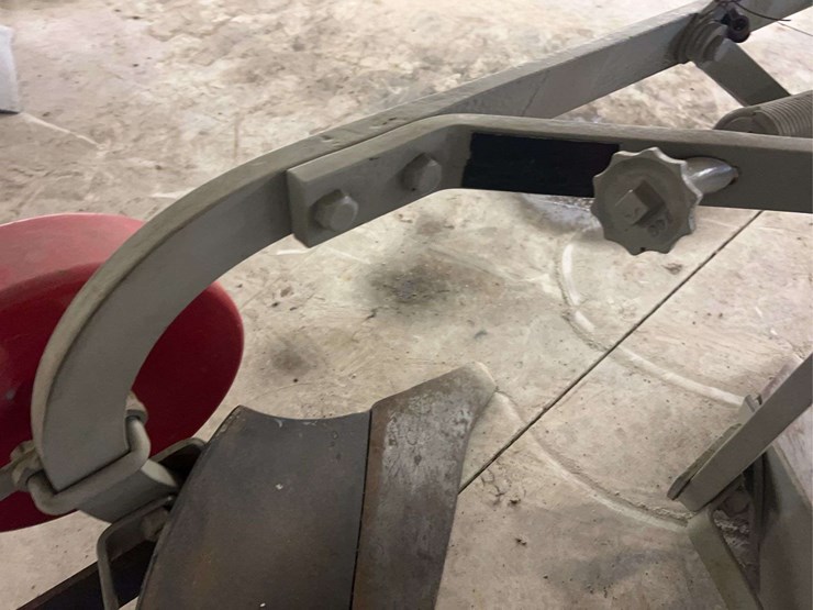 two-bottom-ferguson-plow-image-17