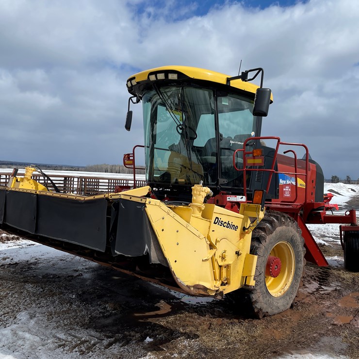 2011 NEW HOLLAND H8060