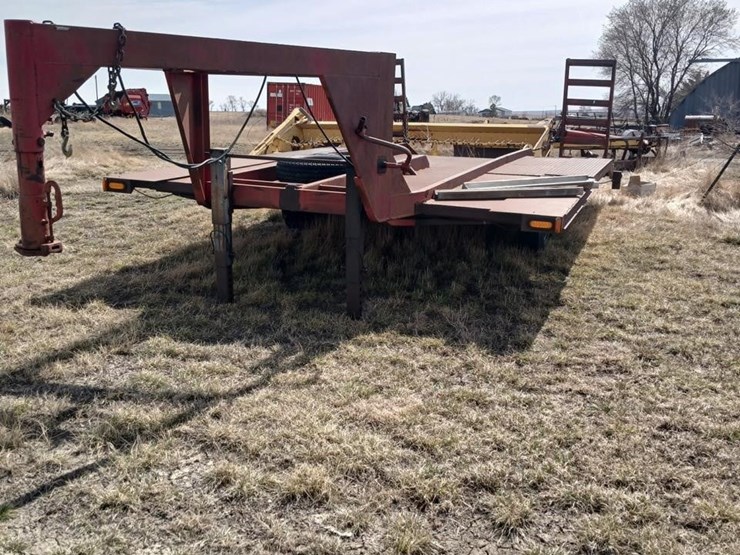 gooseneck-combine-trailer-image-3