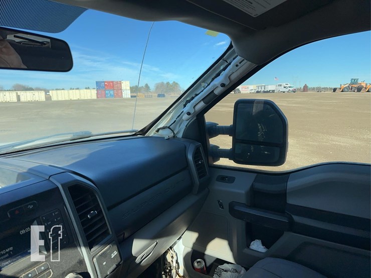 2018-ford-f350-image-18