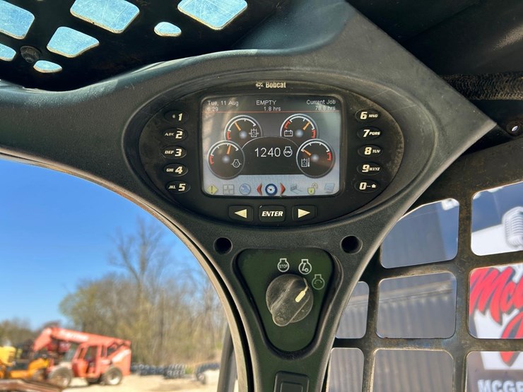 2016-bobcat-t450-image-20