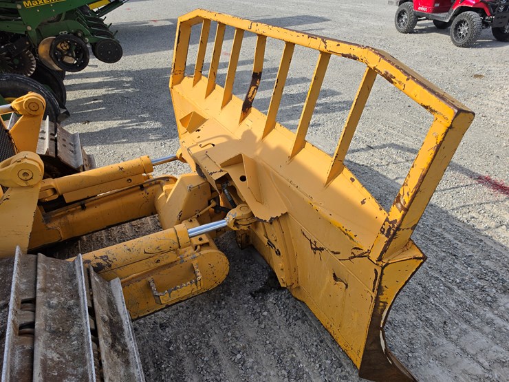 2007-dressta-td9m-image-22